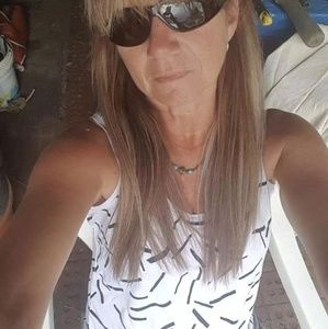 Meet your Posher, Vickie